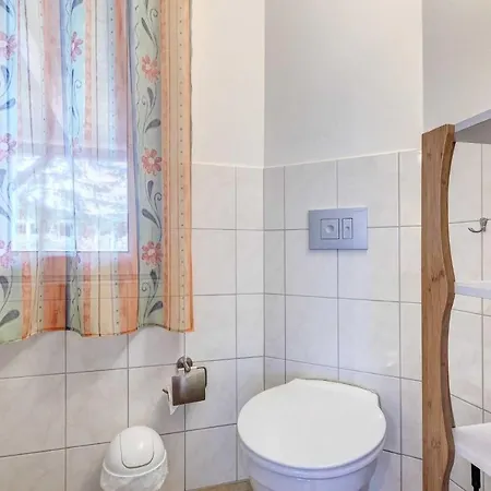 Ferienhaus Bergstrasse 6 Semesterbostad